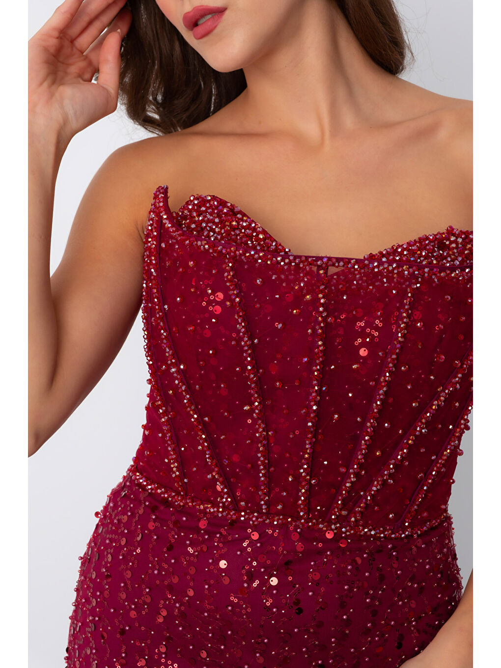 Kadın Bordo Straplez Taşlı Balık Abiye Elbise-3
