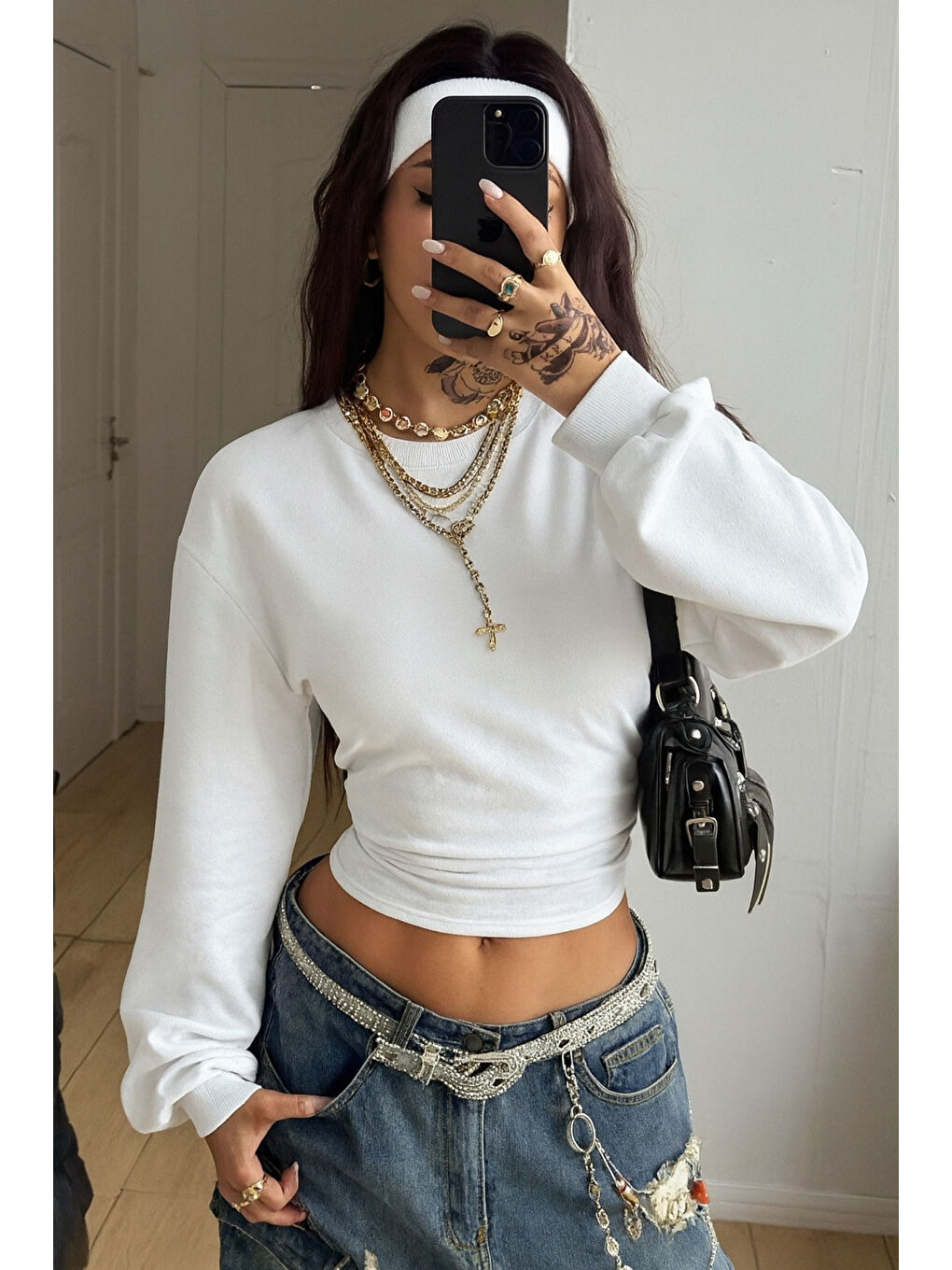 Kadın Beyaz Bisiklet Yaka Belden Oturtmalı Tasarım Sweatshirt-1