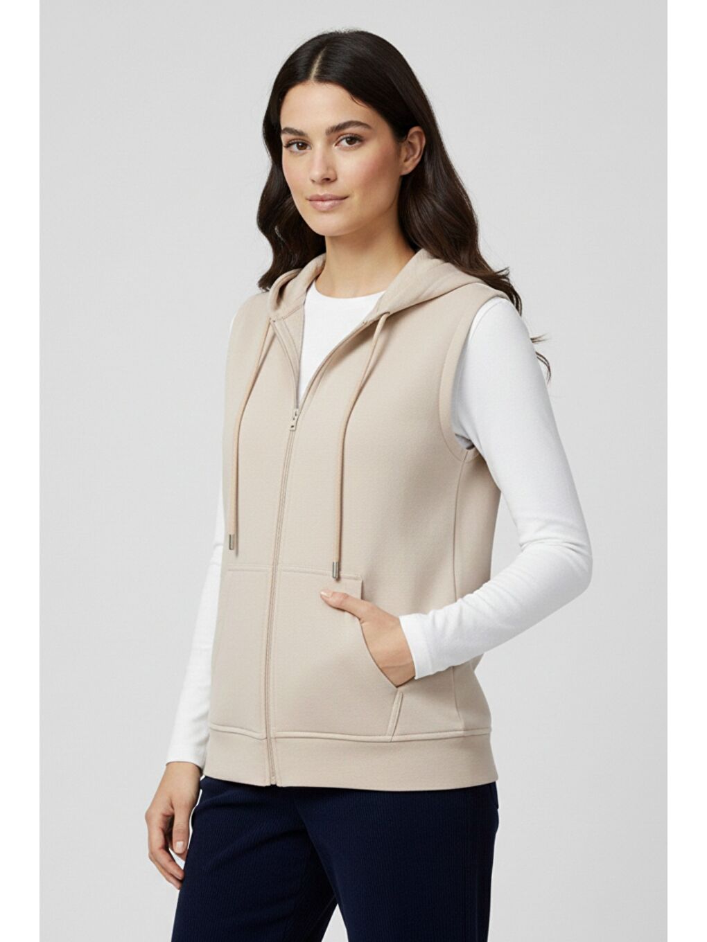 Bej Kadın Sıfır Kol Kapüşonlu Hırka ve Uzun Kollu Tişört Takımı-4