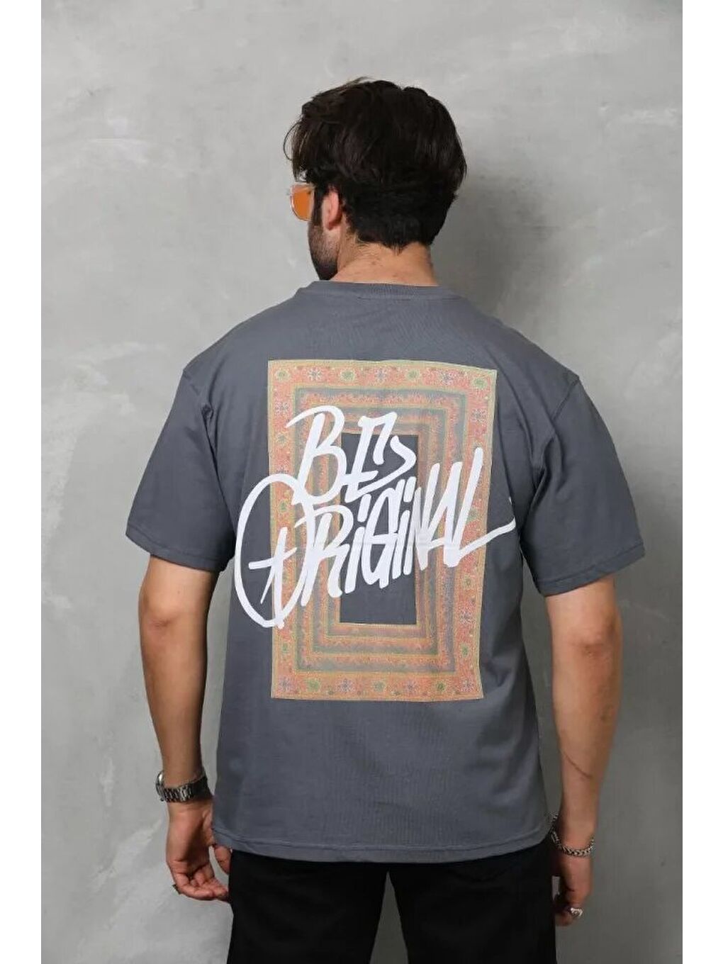 Gri Unisex Bisiklet Yaka Baskılı Oversize T-Shirt - Füme-1