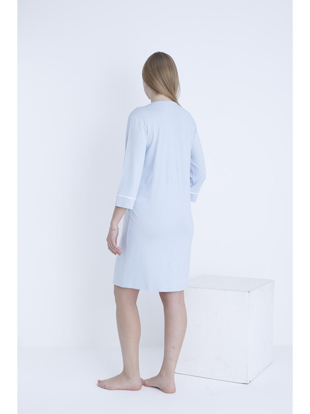 Bebek Mavisi Önden Düğmeli Şerit Detaylı Hamile ve Lohusa Örme Gecelik-3