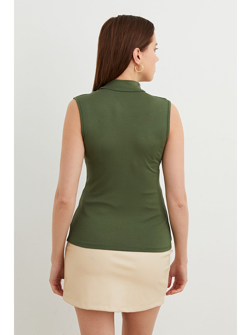 Kadın Haki Kolsuz Bluz-2