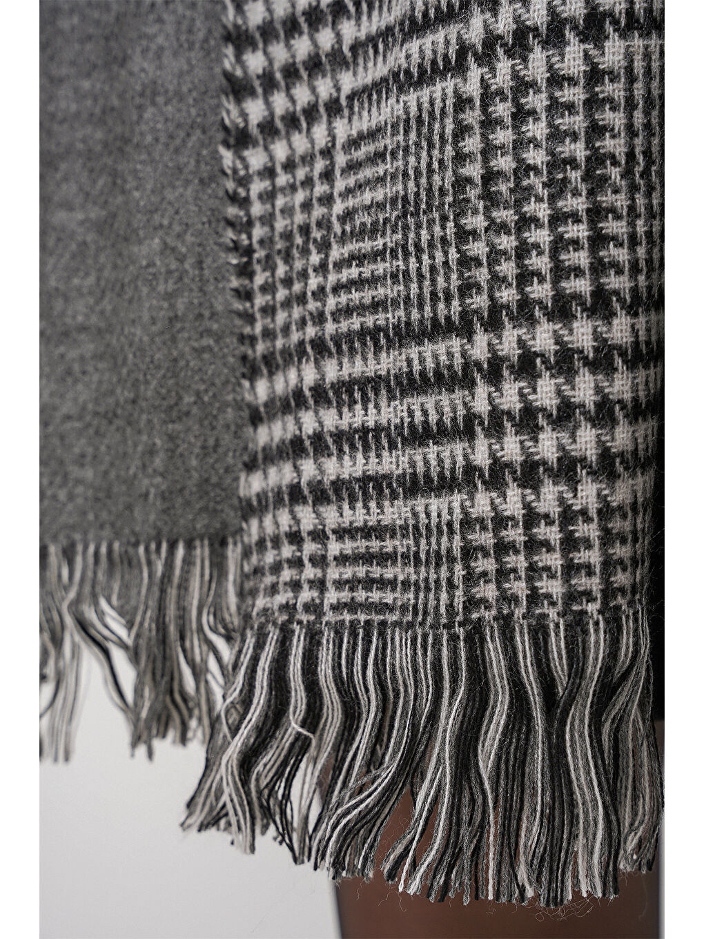 Kadın Yumuşak Dokulu Kalın Şal Atkı 15951 - Antrasit-5