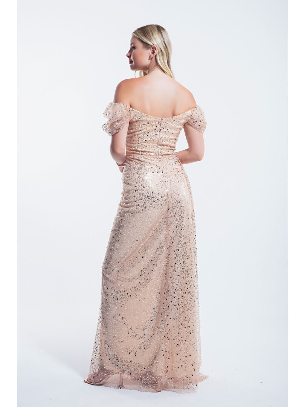 Sarı Kadın Gold Kayık Yaka Kuyruklu Uzun Abiye Elbise-4