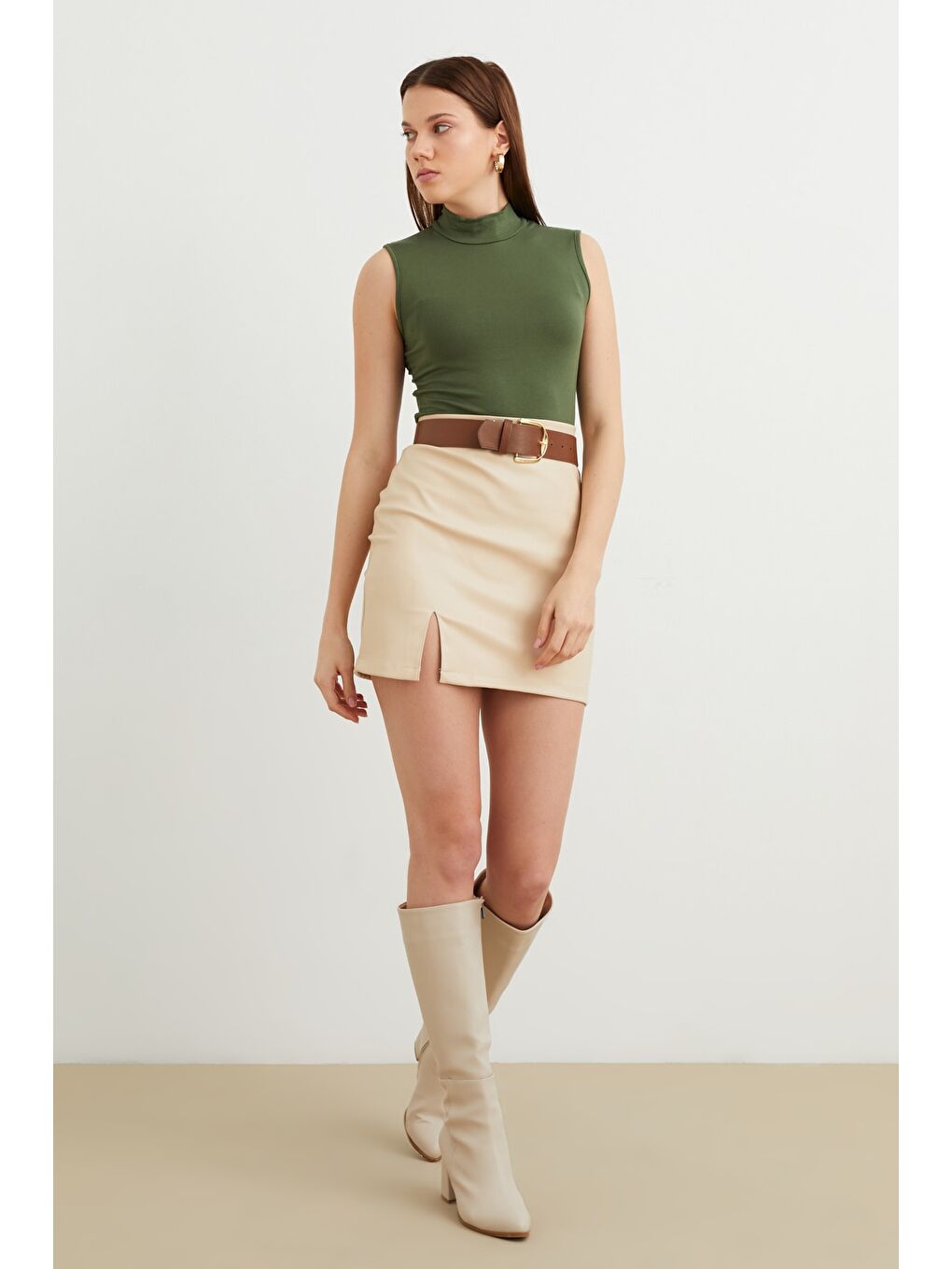 Kadın Haki Kolsuz Bluz-3