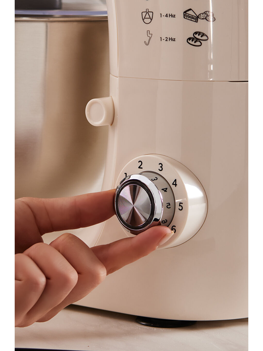 Profashion 3082H Hamur Yoğurma Makinesi Krem 1200W 5,2L-1