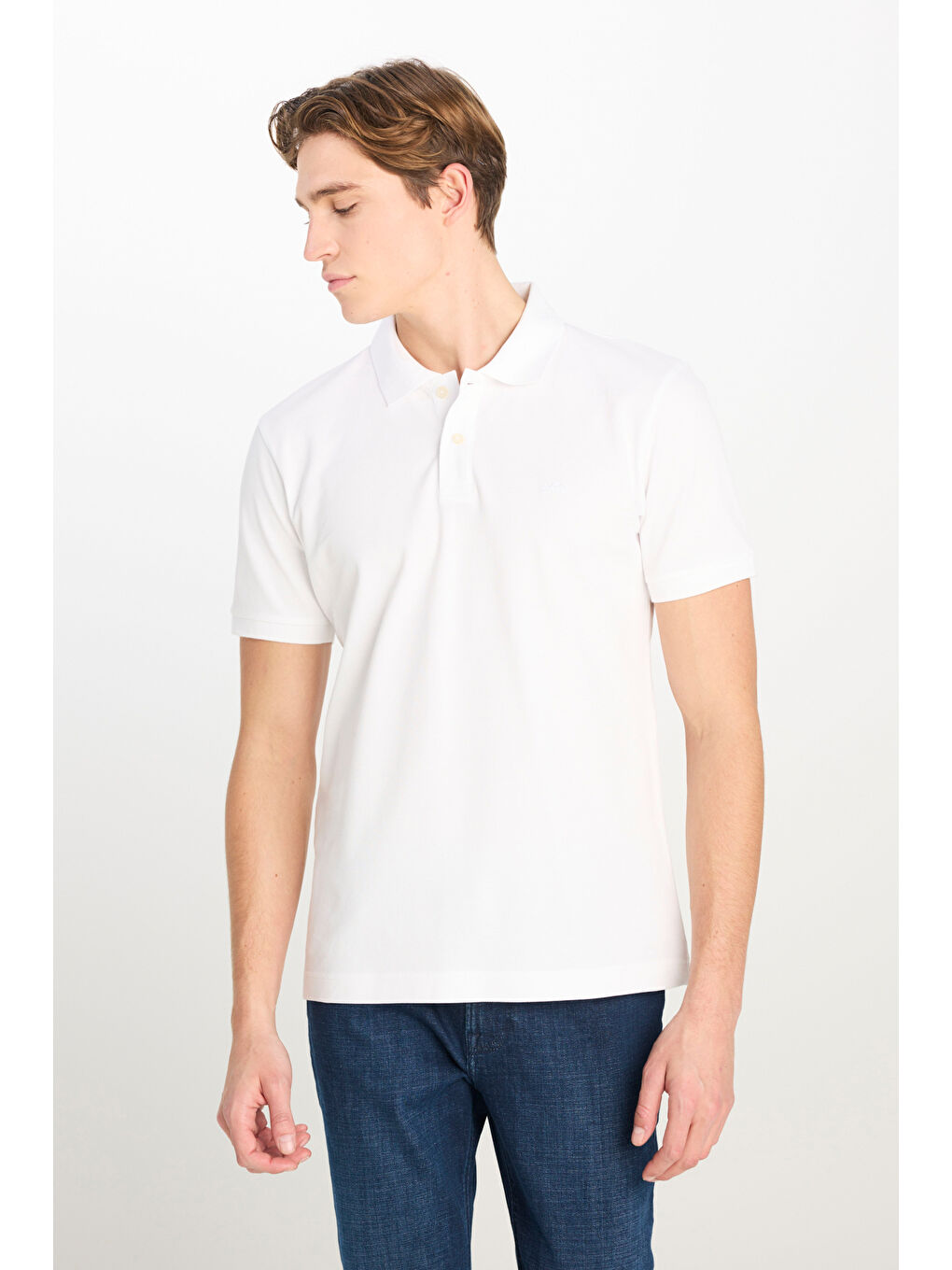 %100 Pamuk Regular Fit Normal Kesim Kırık Beyaz Polo Yaka Tişört-1