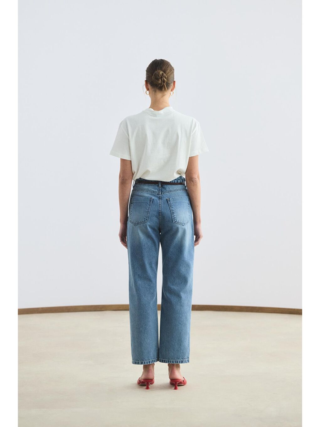 Yüksek Bel Düz Paça Jean Pantolon Açık Mavi-4