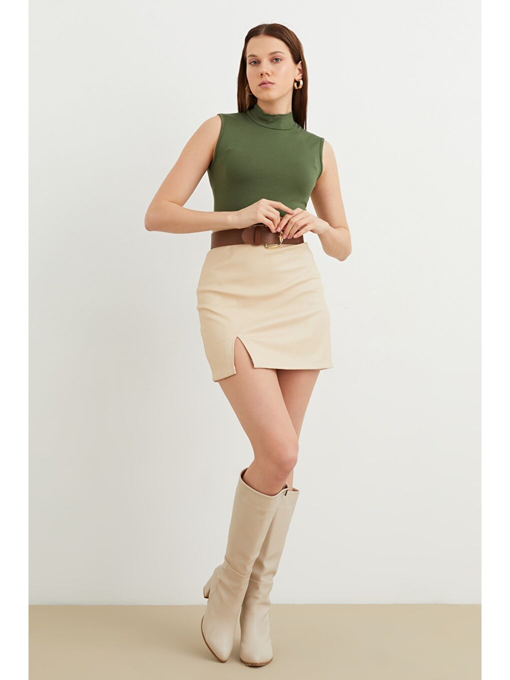 Kadın Haki Kolsuz Bluz-4