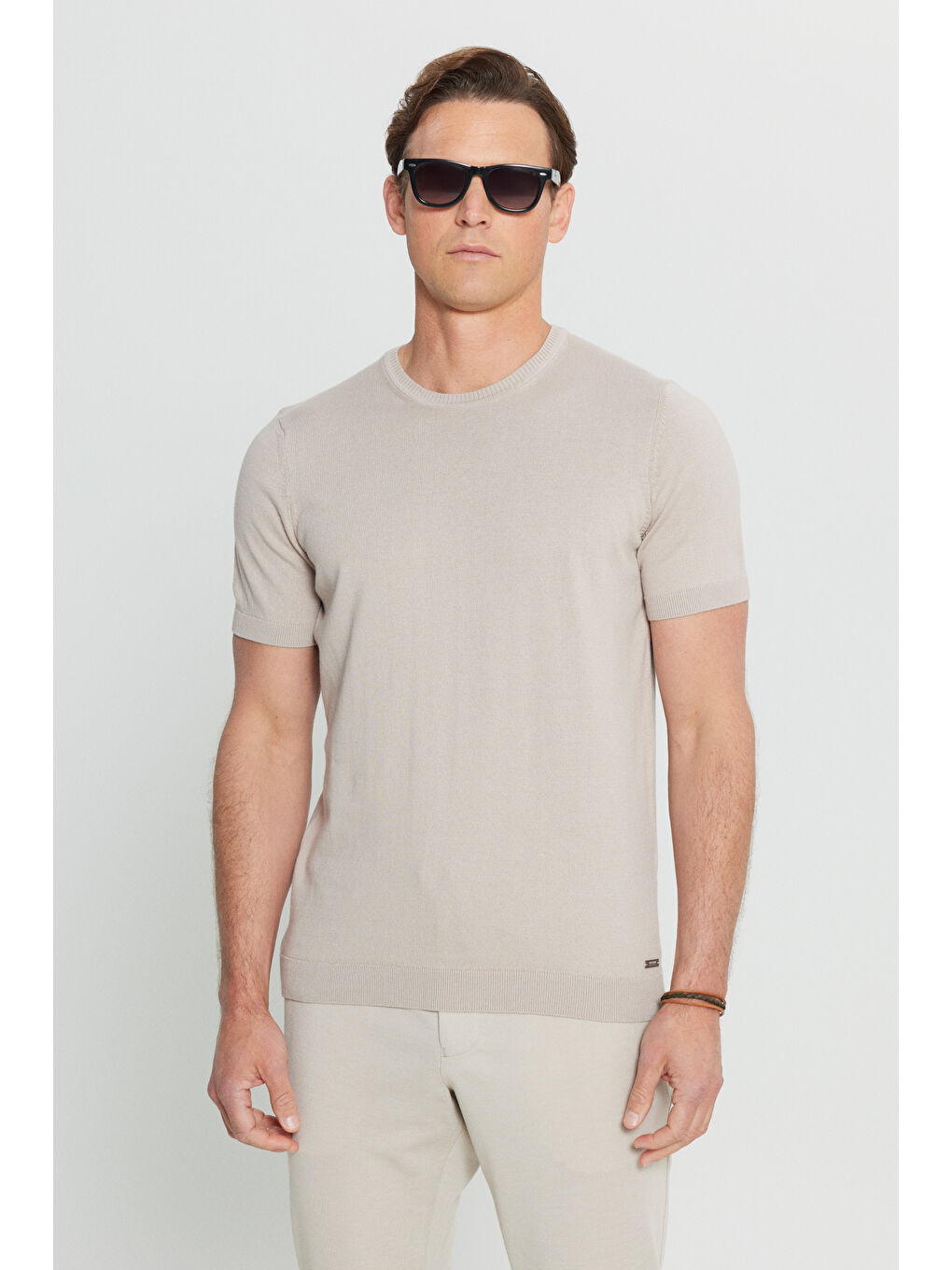 Bej Erkek Vizon %100 Pamuk Standart Fit Normal Kesim Bisiklet Yaka Triko Tişört