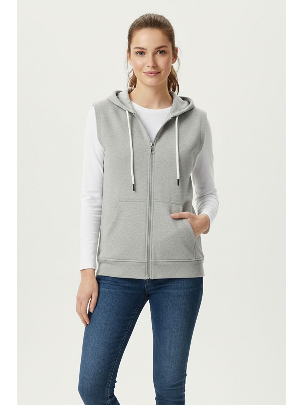 Gri Kadın Sıfır Kol Kapüşonlu Hırka ve Uzun Kollu Tişört Takımı-1