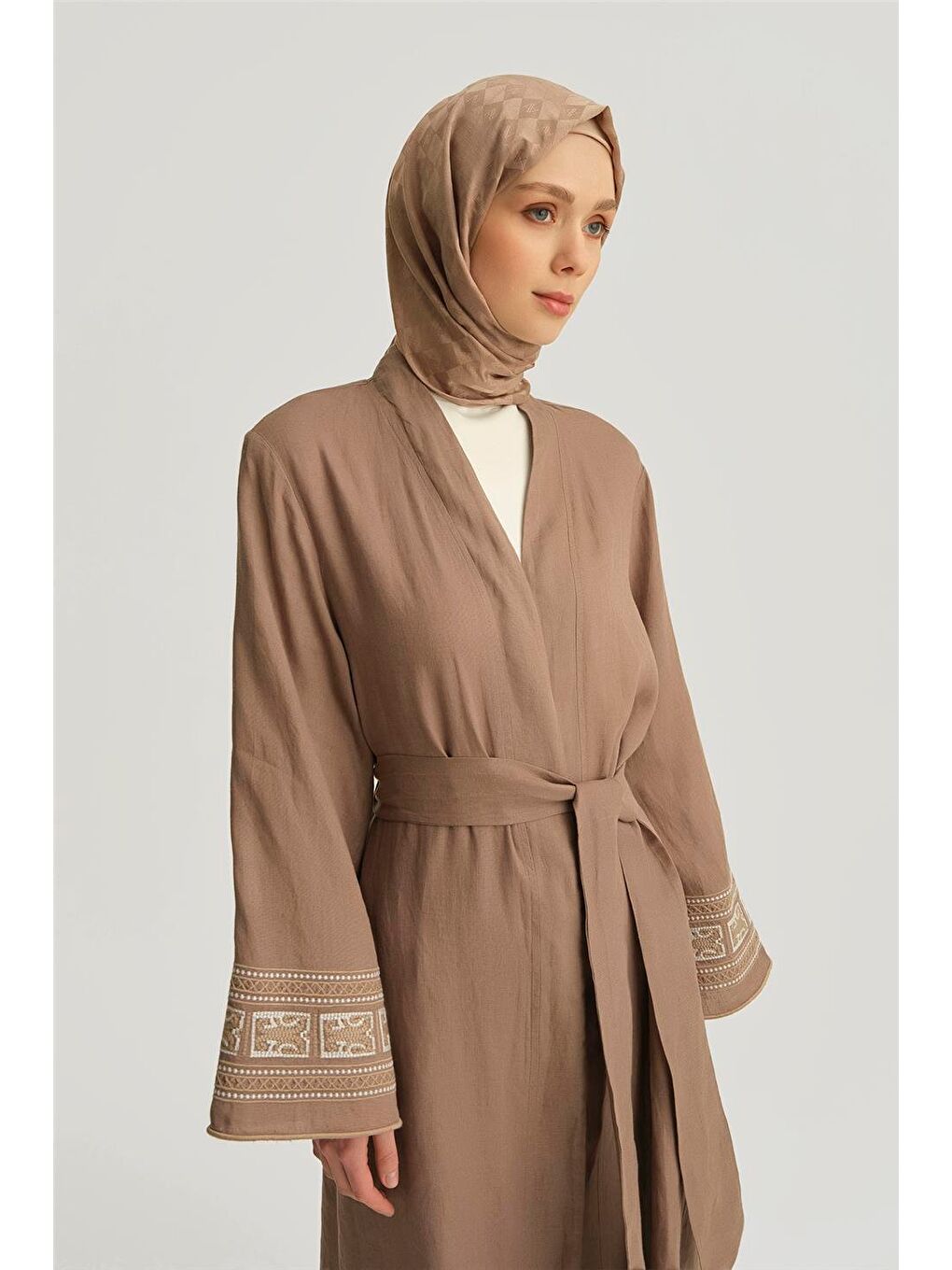 ARMİNE Bej Nakış Detaylı Abaya 25Yd4239 Vizon - 3