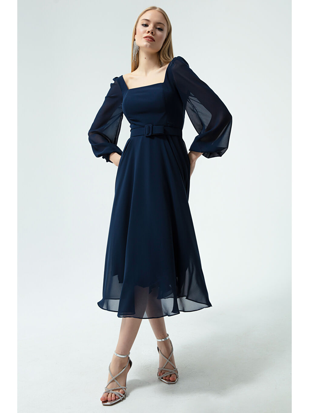 Kadın Lacivert Kare Yaka Kemerli Midi Şifon Abiye Elbise-3
