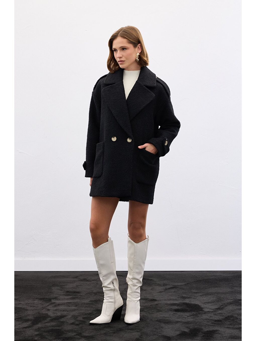 Buklet Kısa Kaban - Siyah-1