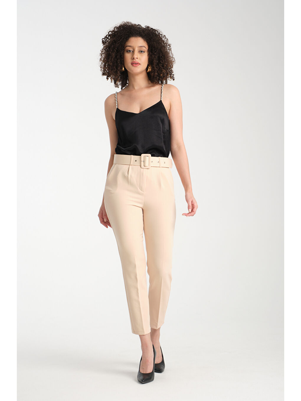 Bej Kadın Kemerli Kumaş Pantolon 2988-1