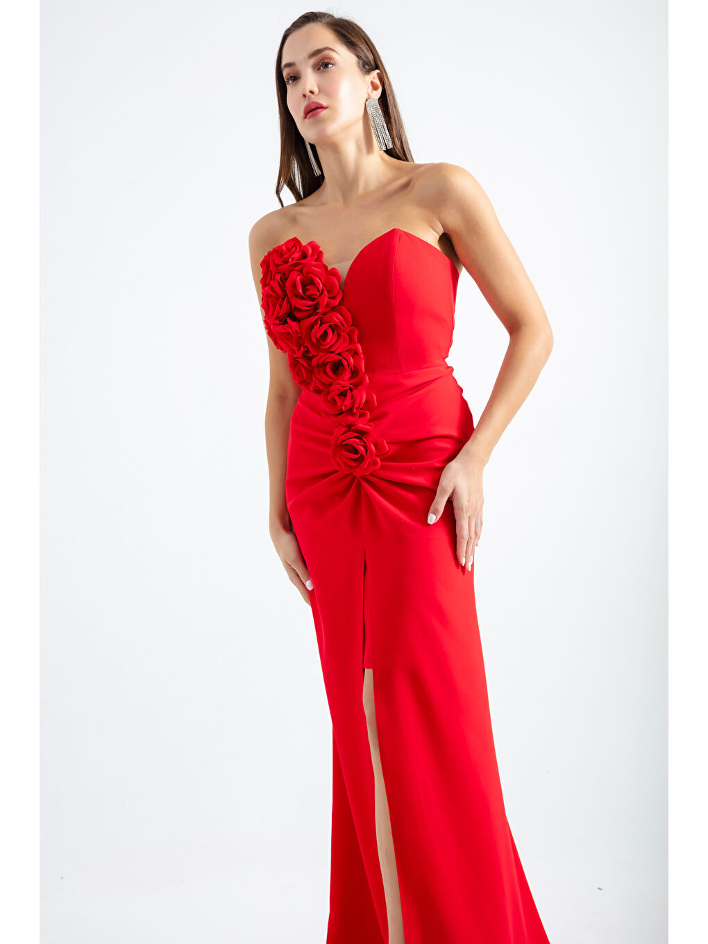 Kadın Kırmızı Straplez Göğüs Tasarım Abiye-3