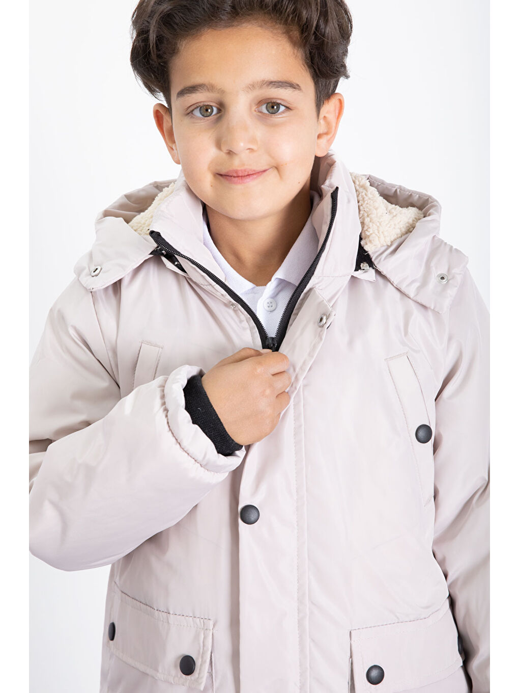 Bej İçi Kürklü Çıkarılabilir Kapüşonlu Basic Erkek Çocuk Şişme Mont 21441-4