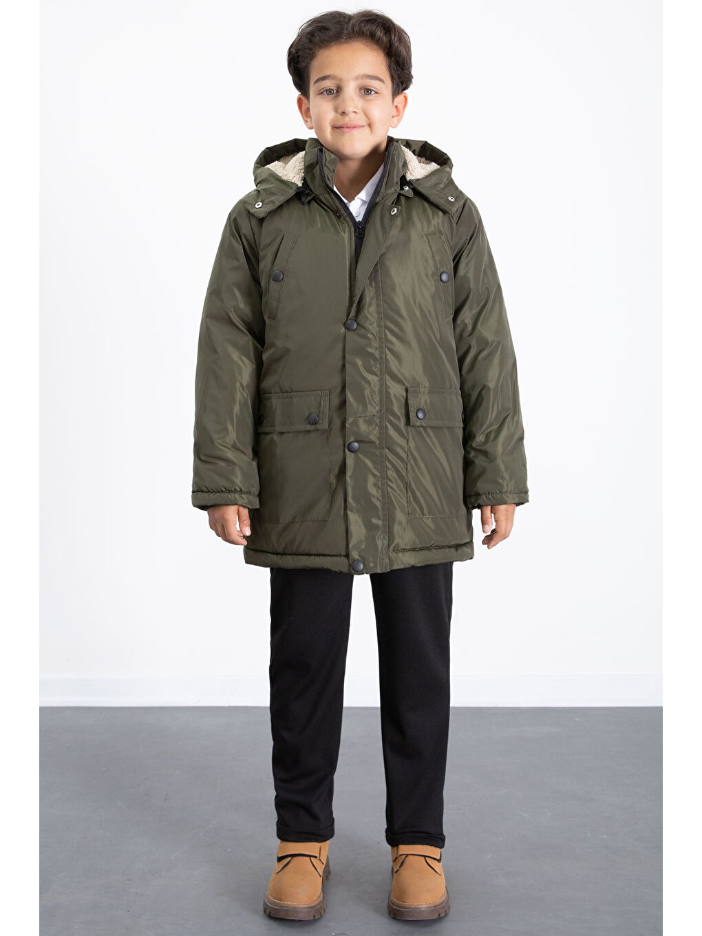 Haki İçi Kürklü Çıkarılabilir Kapüşonlu Basic Erkek Çocuk Şişme Mont 21438-1