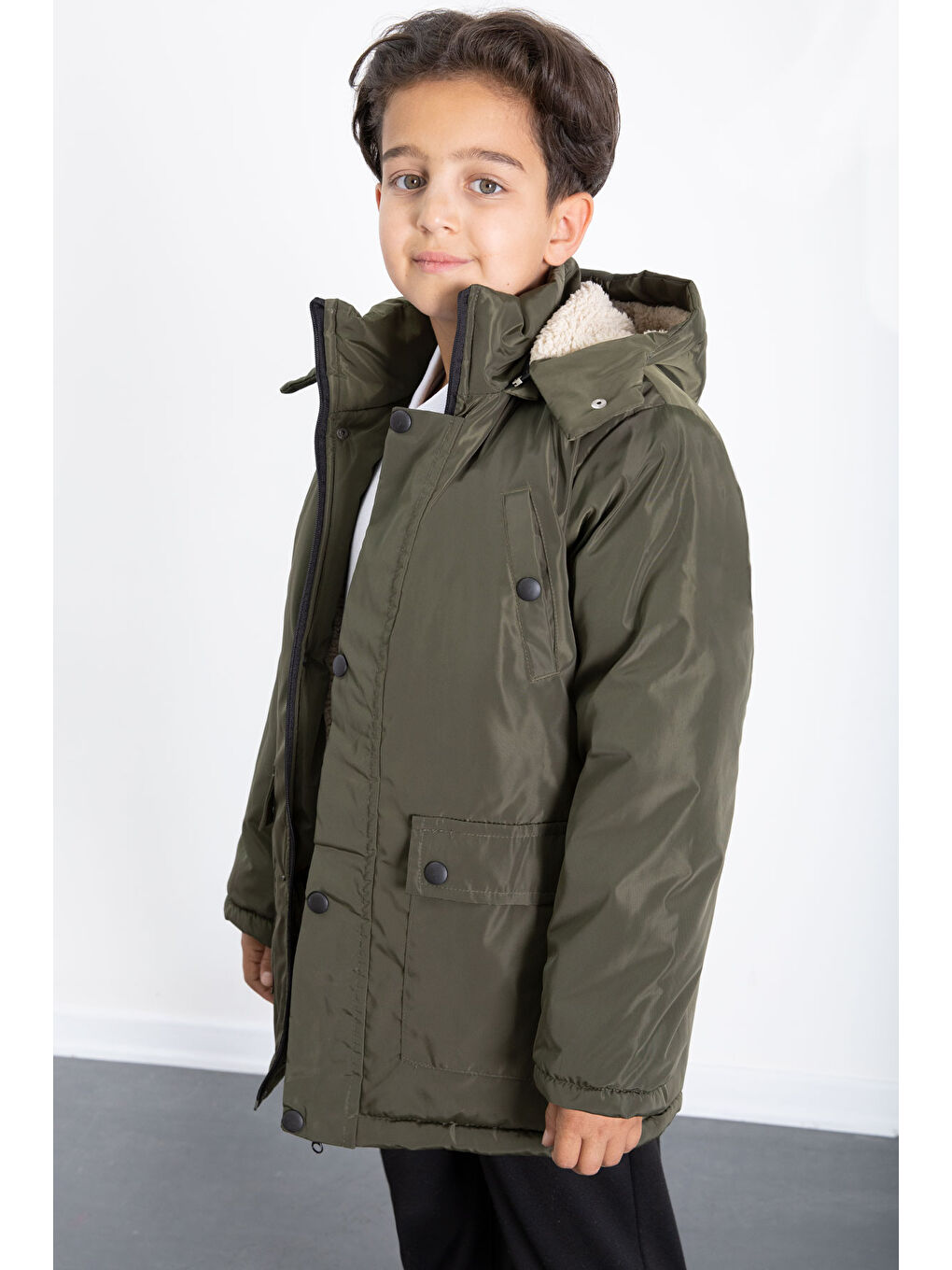 Haki İçi Kürklü Çıkarılabilir Kapüşonlu Basic Erkek Çocuk Şişme Mont 21438-2