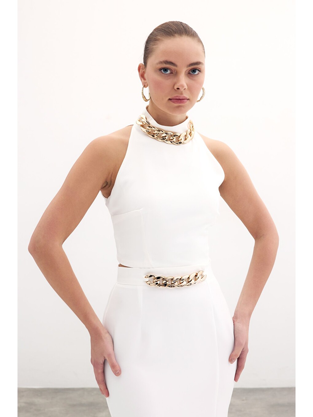 Zincir Aksesuarlı Crop Bluz - Ekru