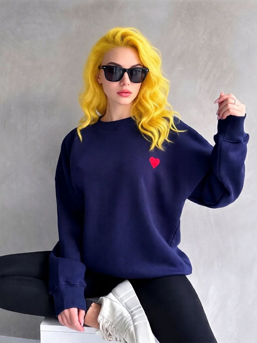 Lacivert Kadın Laci MiniKalp Baskılı Oversize Sweatshirt