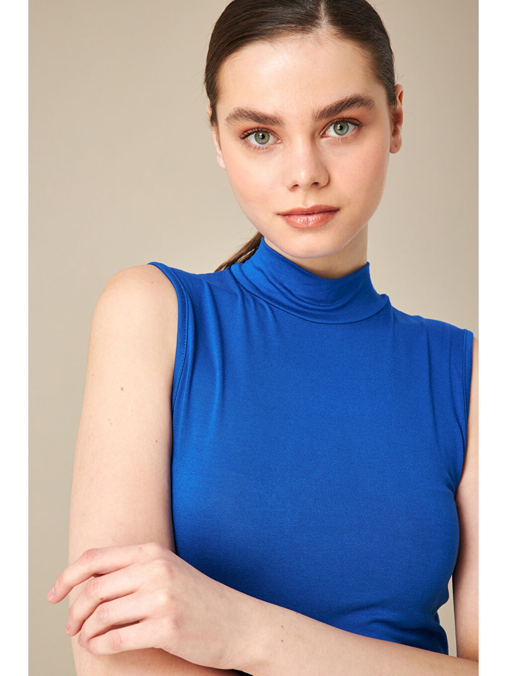 Kadın Mavi Kolsuz Bluz-5