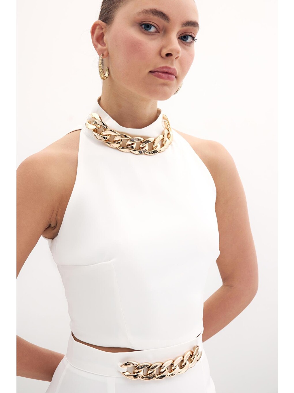 Zincir Aksesuarlı Crop Bluz - Ekru-3
