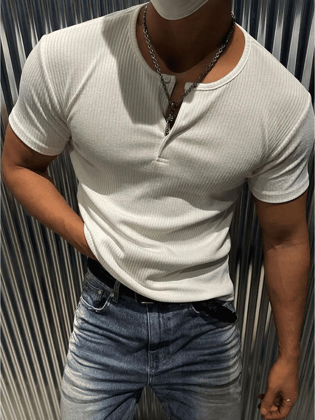Beyaz San Loe Erkek Slim Fit Elastanlı Henley Yaka Kısa Kollu Tişört - Düğmeli Esnek Kumaş