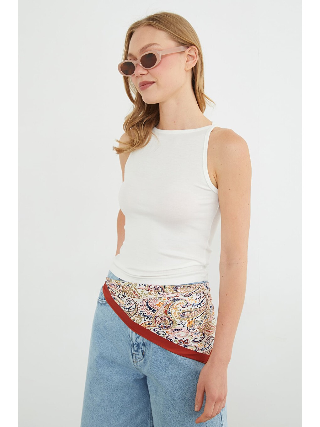 Ekru Basic Kayık Yaka Slim Fit Bluz-2