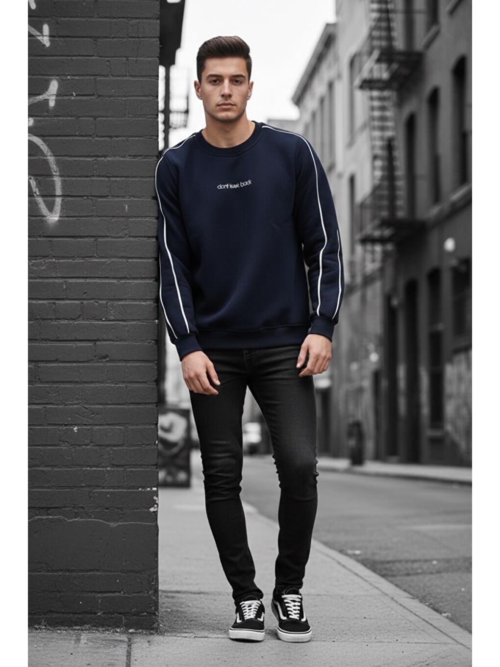 Lacivert Dont Look Slim Fit Üç İplik Şardonlu Bisiklet Yaka Erkek Sweatshirt-2