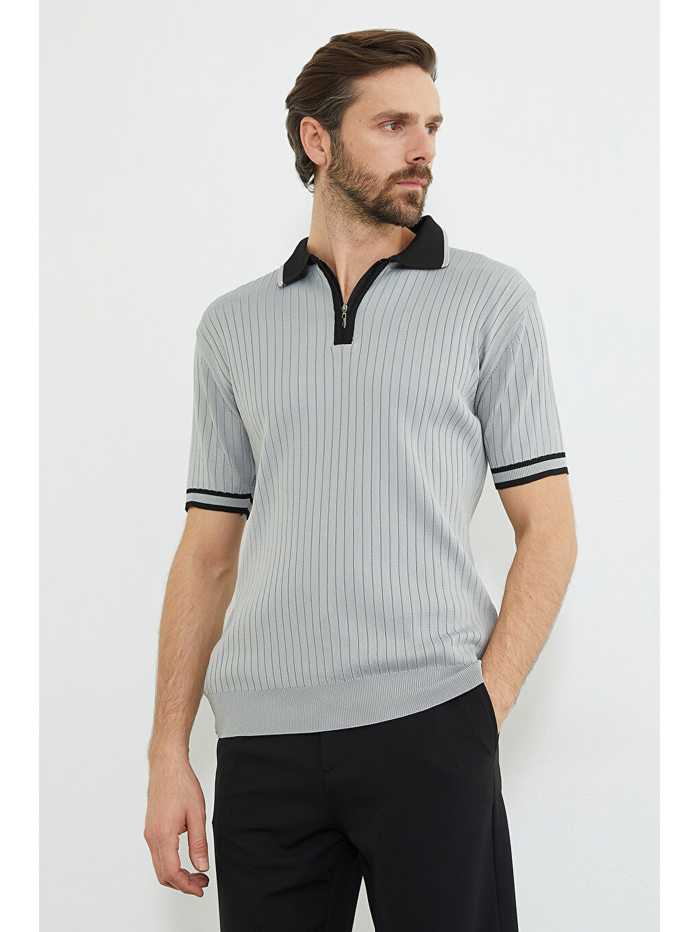 Gri Yarım Fermuarlı Fitilli Triko Tişört-1