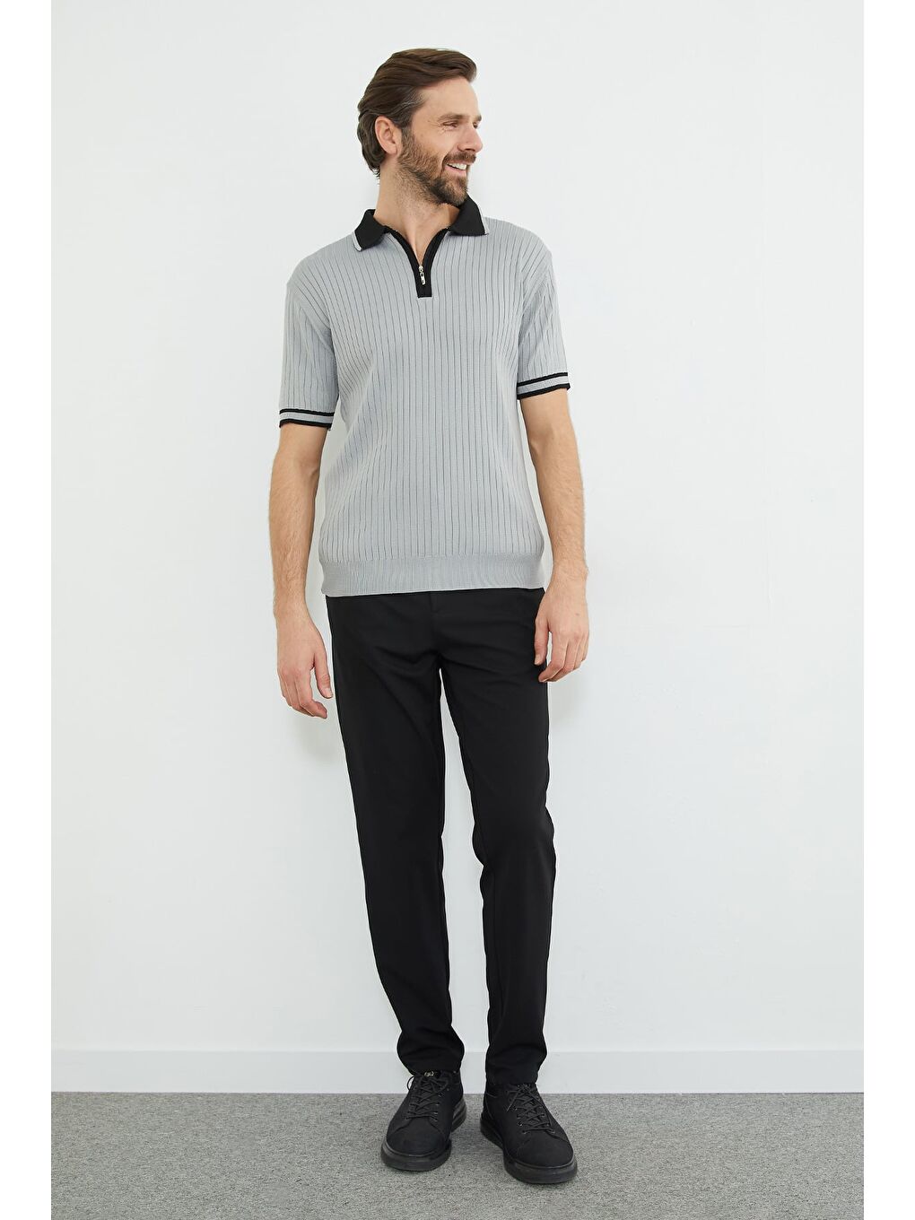 Gri Yarım Fermuarlı Fitilli Triko Tişört-2