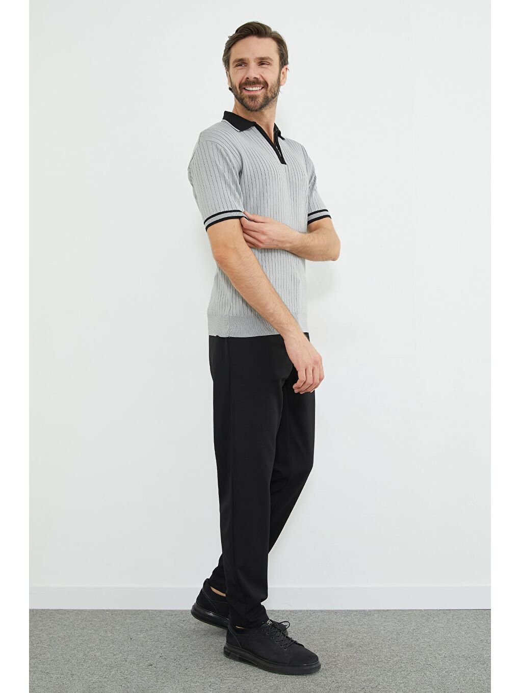 Gri Yarım Fermuarlı Fitilli Triko Tişört-3