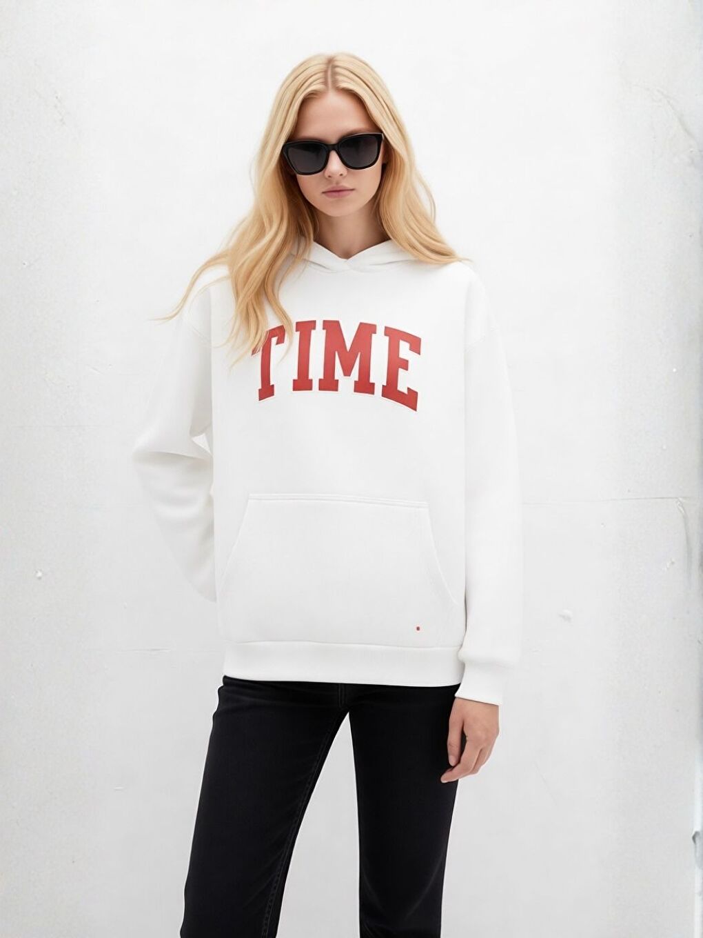 Kadın Beyaz TİME Baskılı Oversize Sweatshirt