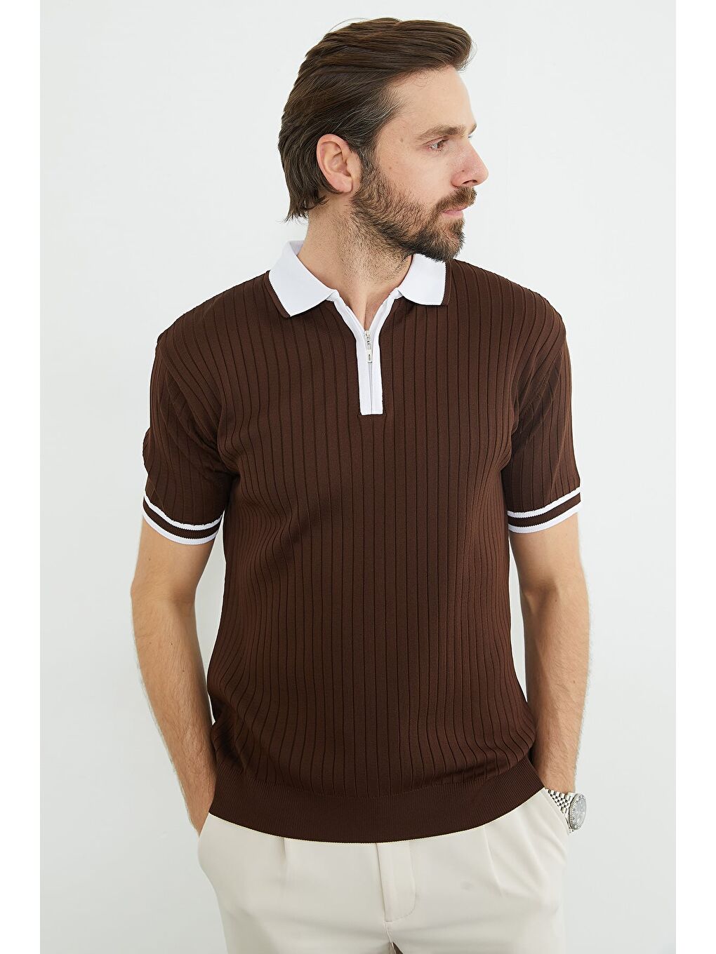 Kahverengi Yarım Fermuarlı Fitilli Triko Tişört-4