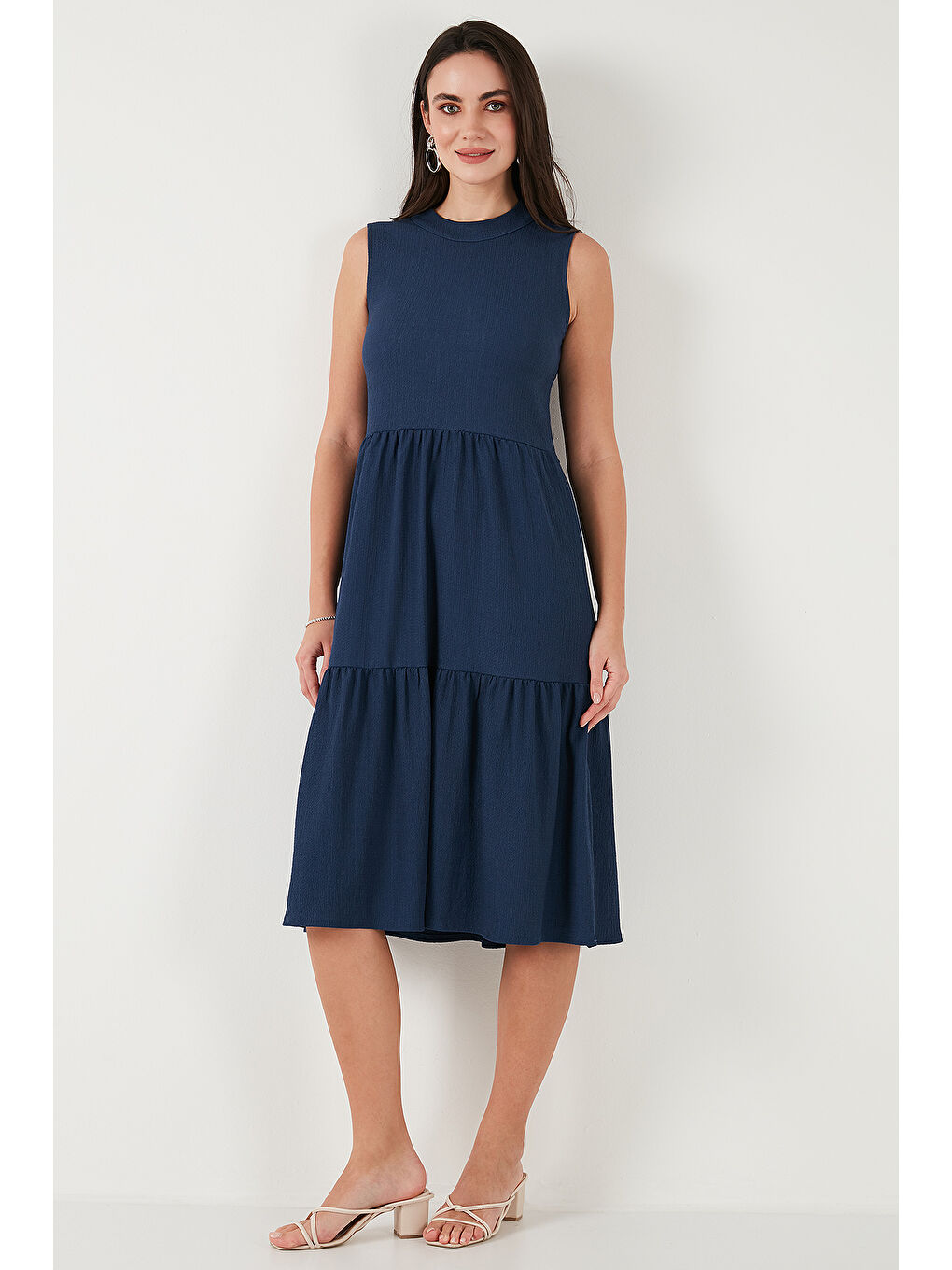 İndigo Regular Fit Kolsuz Midi Elbise 5869008-3