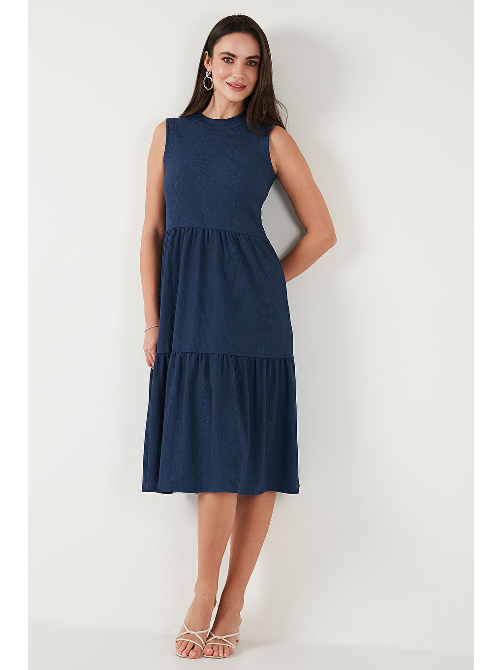 İndigo Regular Fit Kolsuz Midi Elbise 5869008-5