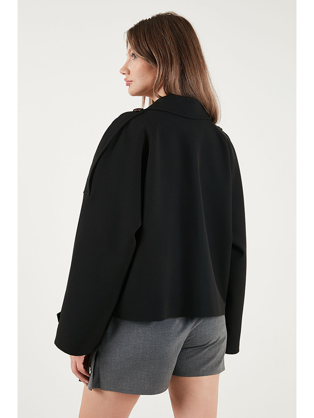 Siyah Regular Fit Kruvaze Yaka Düğmeli Astarlı Kadın Ceket Mont 6524955-6