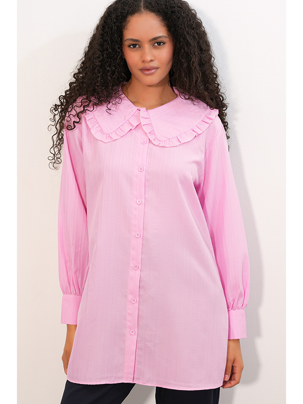 Kadın Geniş Yaka Fırfır Detaylı Çizgili Tunik Gömlek 5993 - Pembe-3