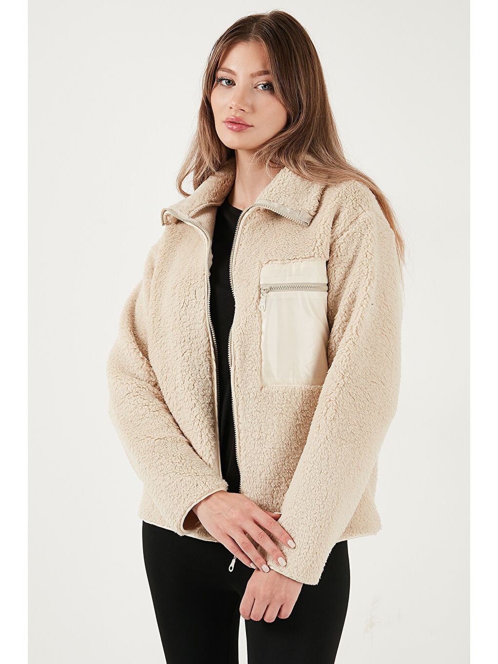 Kahverengi Regular Fit Klasik Yaka Göğüs Cep Detaylı Pelüş Kadın Hırka Polar 5866437-5