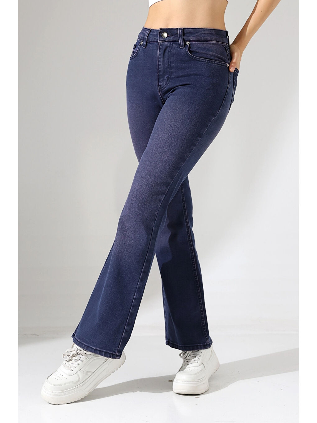 Lacivert Toparlayıcı Yüksek Bel İspanyol Paça Jean-1