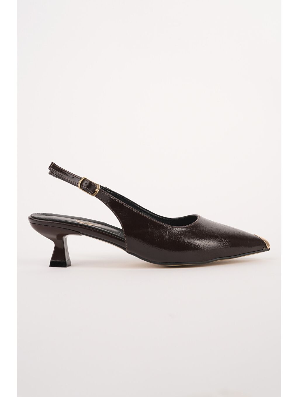 Kahverengi VUXİA Sivri Burun Metal Burun Detaylı Arkası Açık Kadın Topuklu Ayakkabı