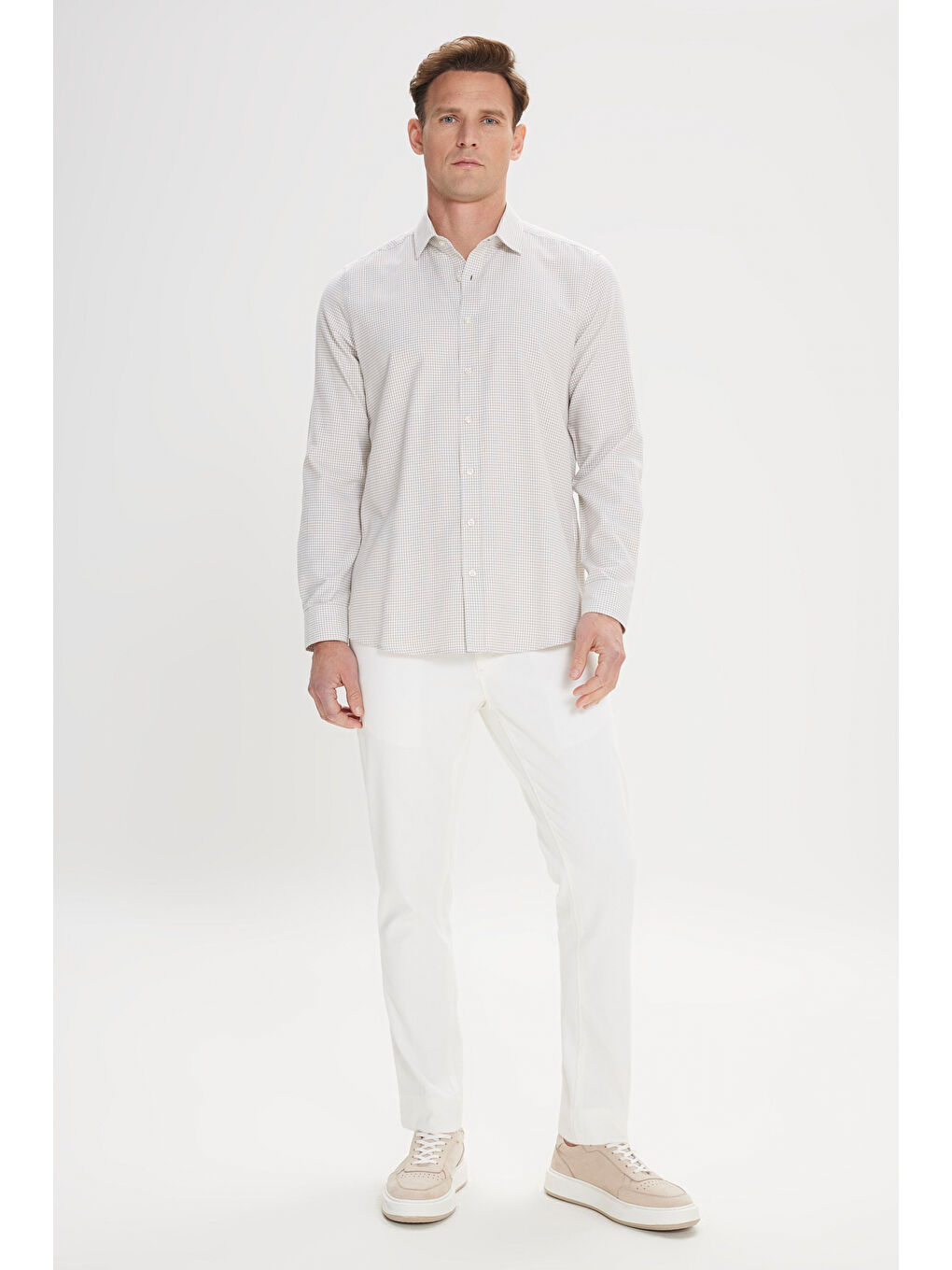 Erkek Beyaz-Bej Kolay Ütülenebilir Slim Fit Dar Kesim Düğme Yaka Gofre Desenli Gömlek-1