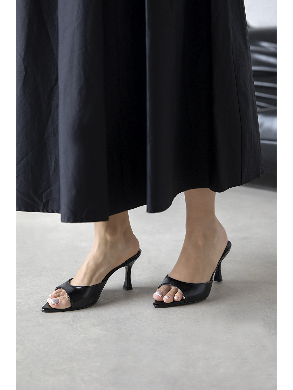 Franco Kadın Topuklu Kırışık Deri Siyah Topuklu Terlik-1