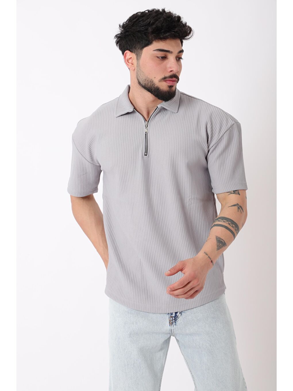 Gri Çizgili Yakalı Yarım Fermuar Oversize Tişört STU-2473_30464-1