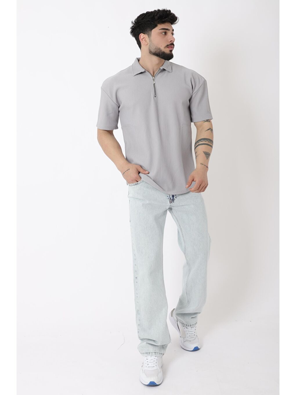 Gri Çizgili Yakalı Yarım Fermuar Oversize Tişört STU-2473_30464-4