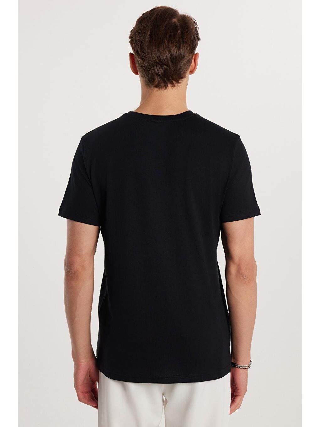 Erkek Slim Fit Dar Kesim %100 Pamuk Yumuşak Dokulu Baskılı Siyah Bisiklet Yaka Tişört-4