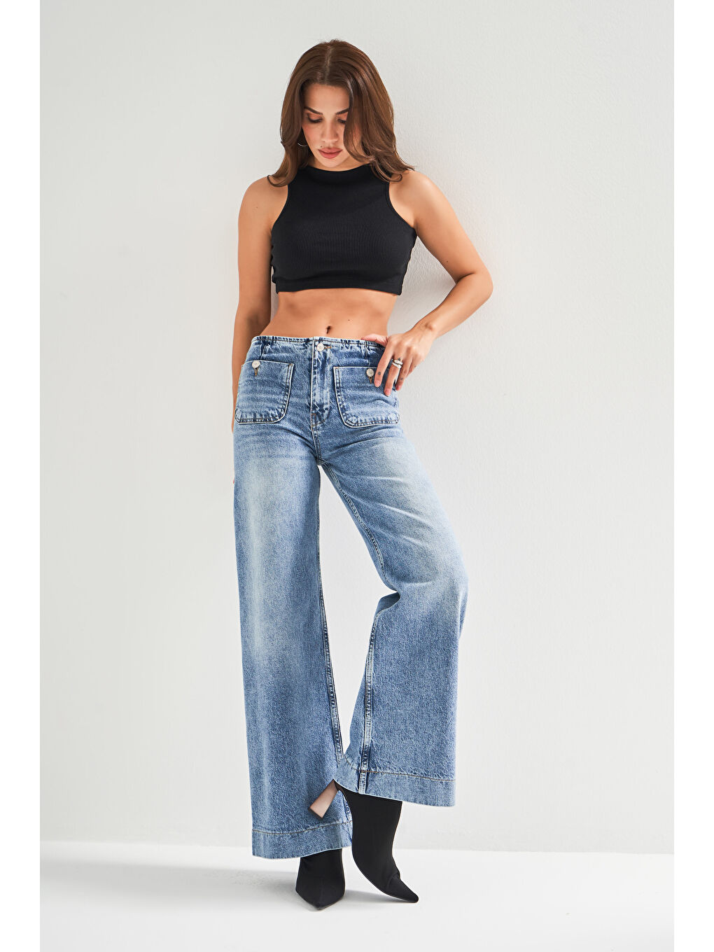 Kadın Mavi Renk 4S5-67 Önden Cepli Orta Bel Bol Paça Denim Jean