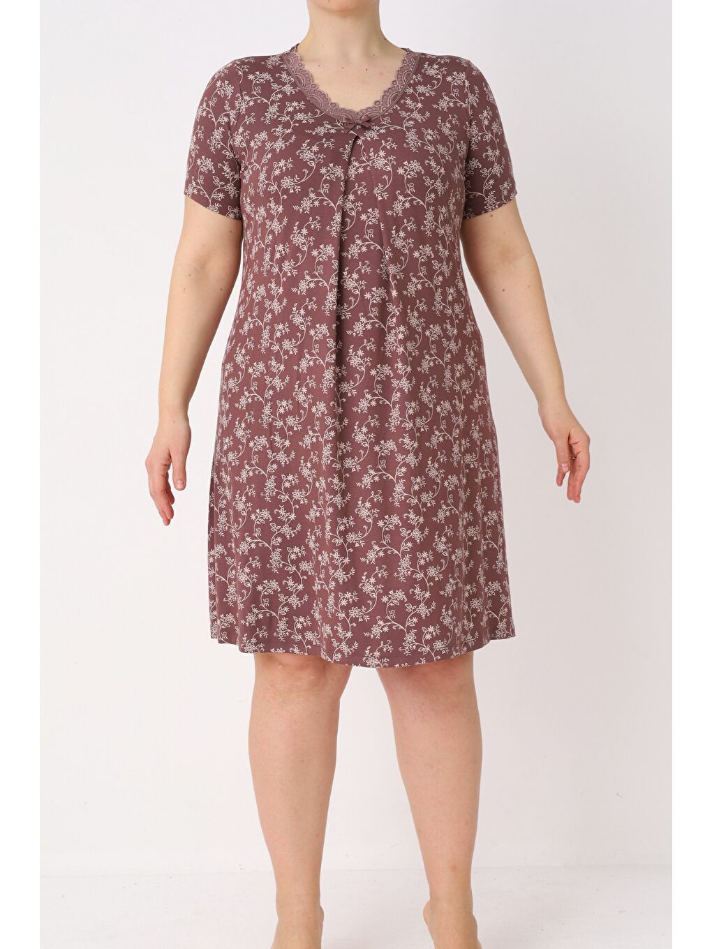 Kadın Büyük Beden Kahverengi Desenli Elastanlı Dantelli Kısa Kollu Gecelik-2