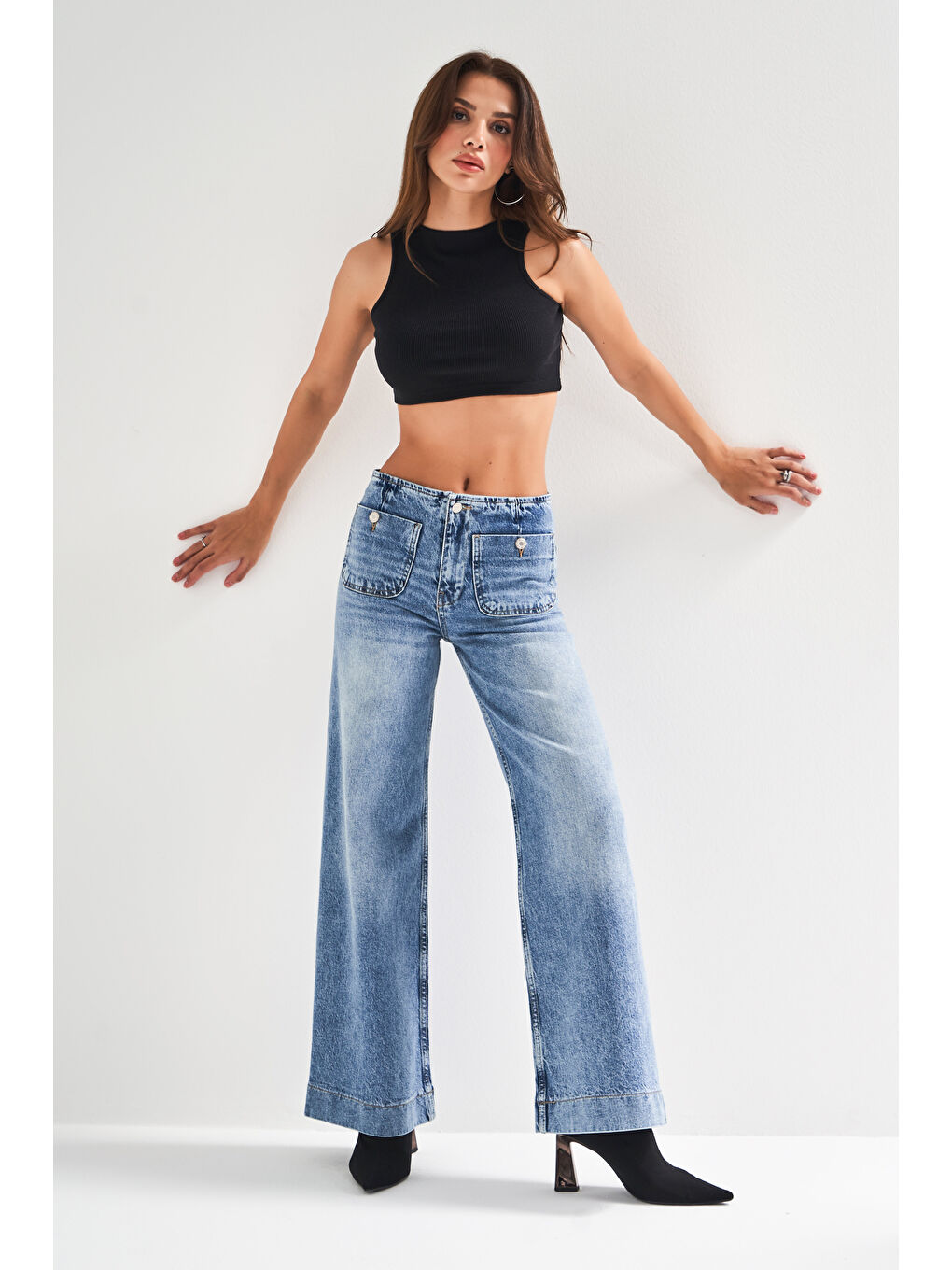 Kadın Mavi Renk 4S5-67 Önden Cepli Orta Bel Bol Paça Denim Jean-4